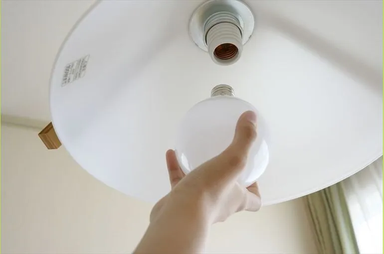 電球交換のタイミング