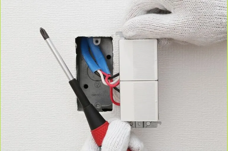 電気スイッチの修理や工事は自分でできる？